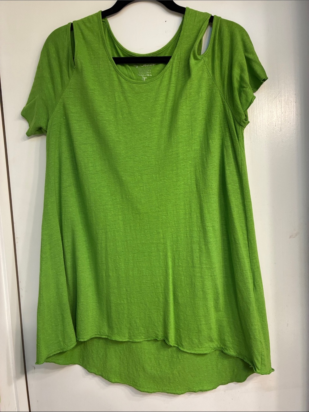 Chico's Bright Lime Green Short Sleeve Cold shoulder Tunic